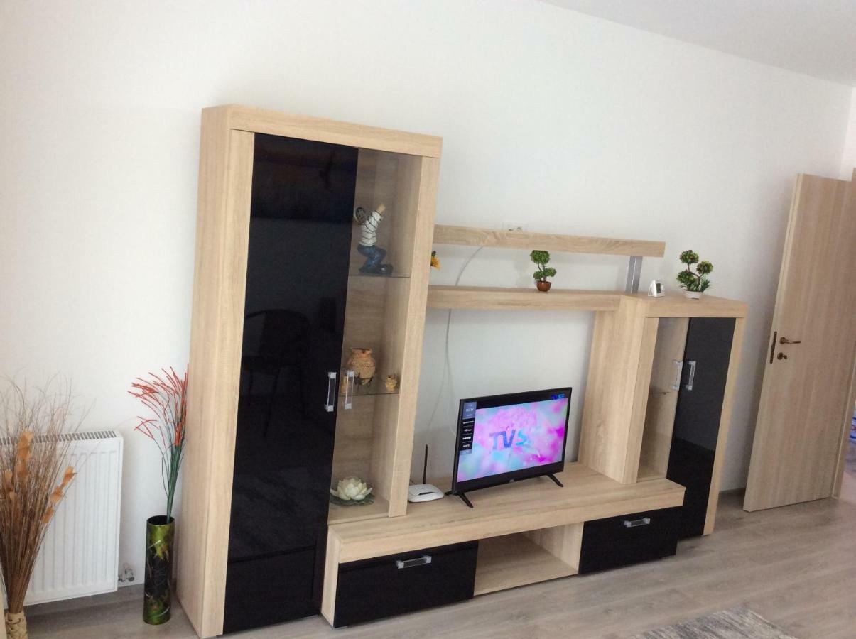 Bluewaves Apartment Mamaia Nord Năvodari Eksteriør billede